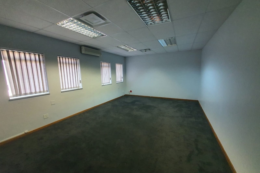 To Let commercial Property for Rent in Walmer Eastern Cape